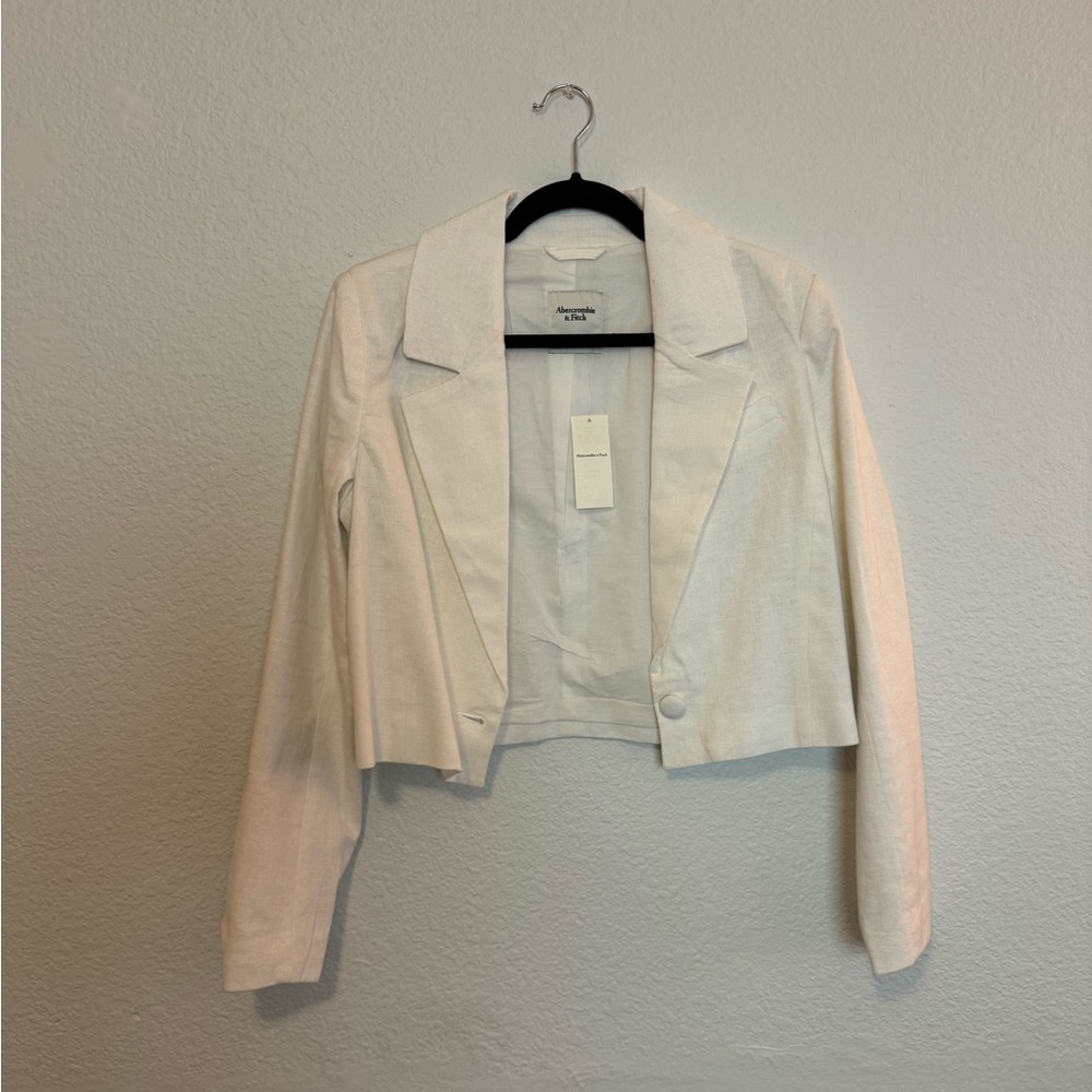 White Cropped Blazer